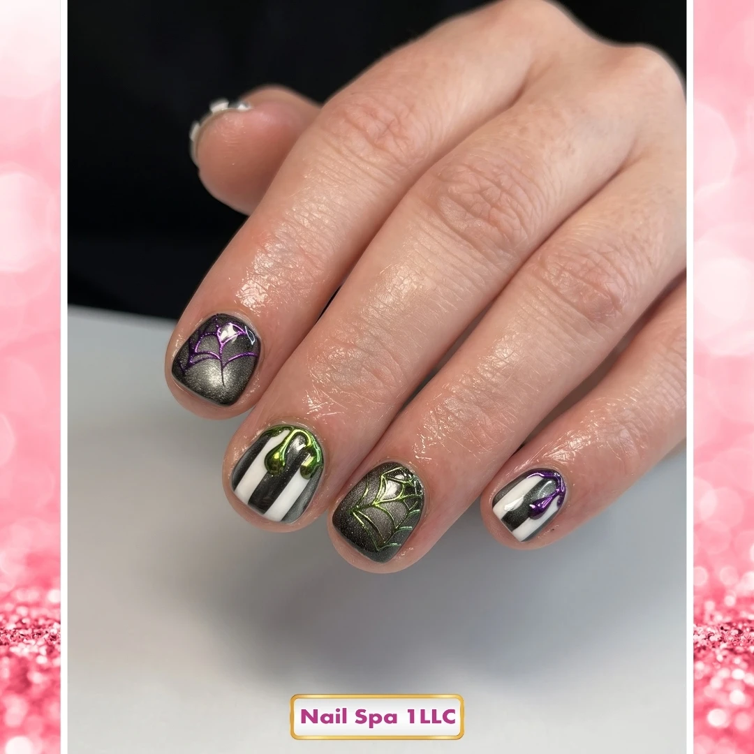 Gel nails art